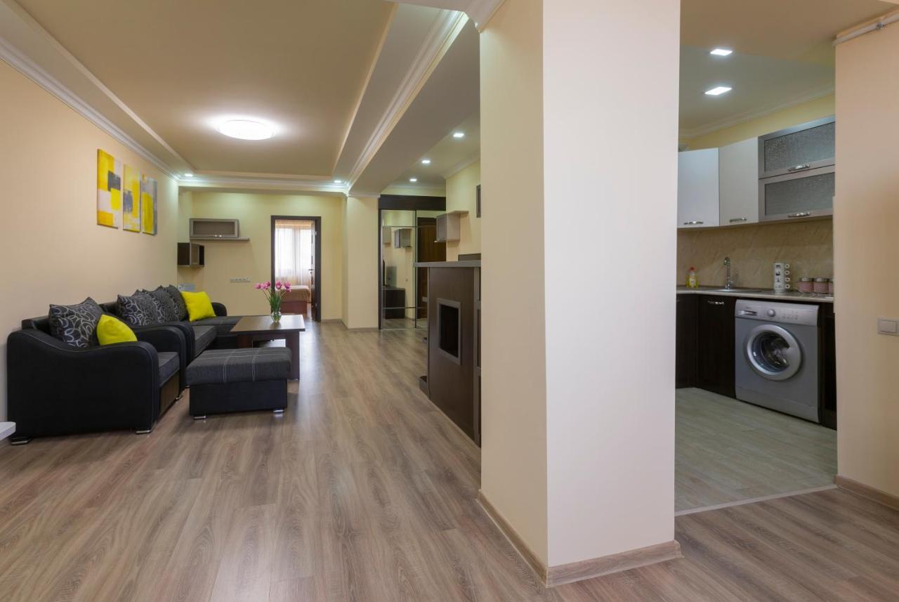Umba Apartment N5 - Balcony And Mount Ararat View Γιερεβάν Εξωτερικό φωτογραφία